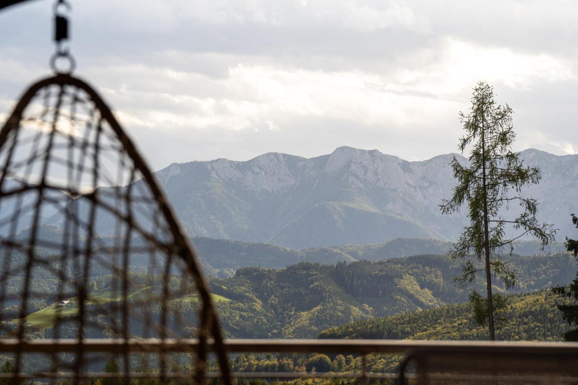 Holzhaus "Zum Schwarz'N" Appartement Aurach am Hongar Buitenkant foto